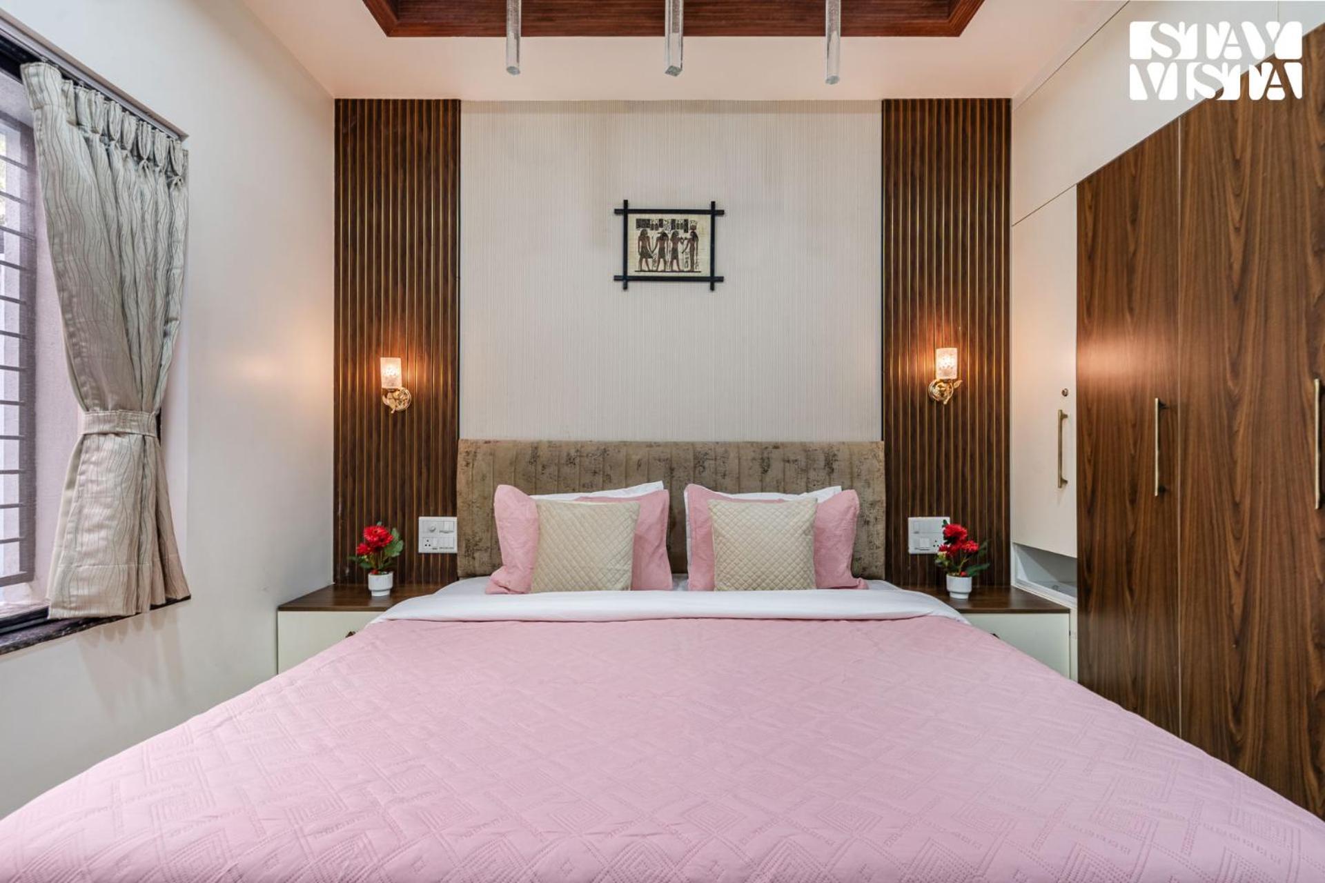 Serenity Meadows With Pool By Veo - Part Of Stayvista Nashik Exterior photo