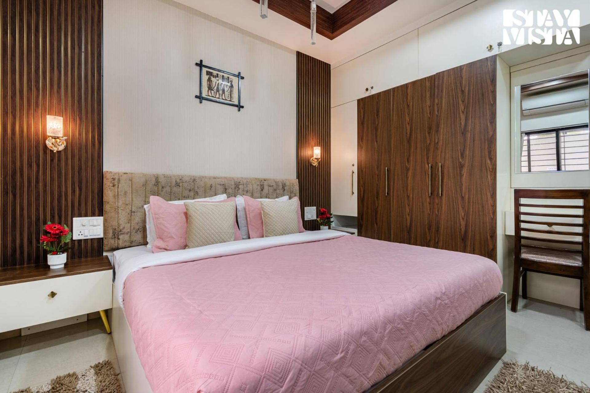 Serenity Meadows With Pool By Veo - Part Of Stayvista Nashik Exterior photo