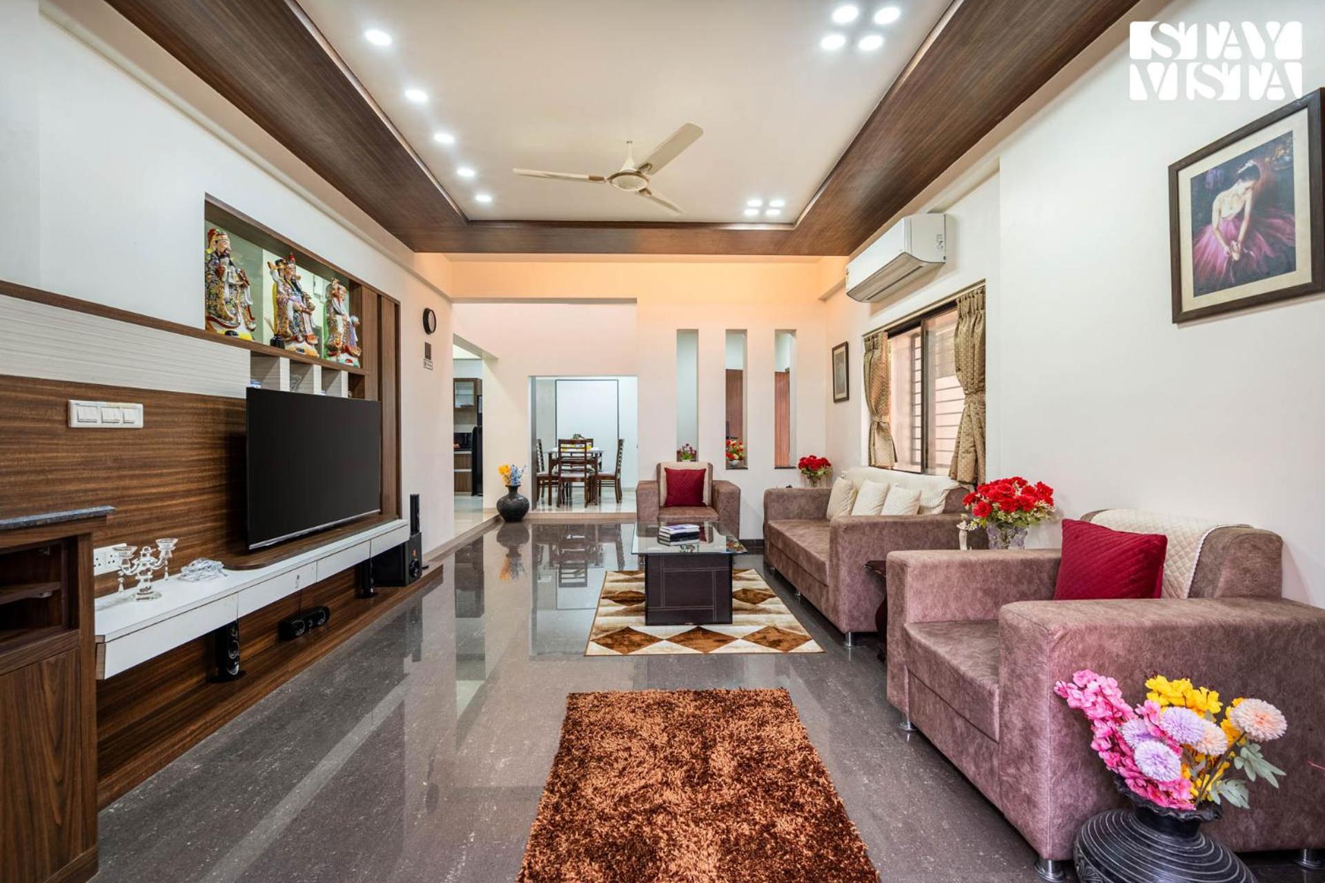 Serenity Meadows With Pool By Veo - Part Of Stayvista Nashik Exterior photo